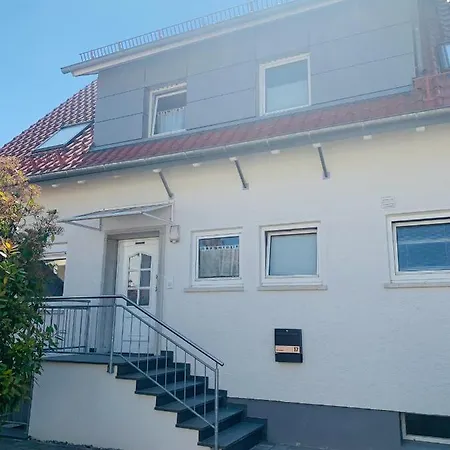 Seemomente Nahe Friedrichshafen & Messe & Flughafen 3-zimmer-apartment Mit Balkon, Parkplatz Meckenbeuren