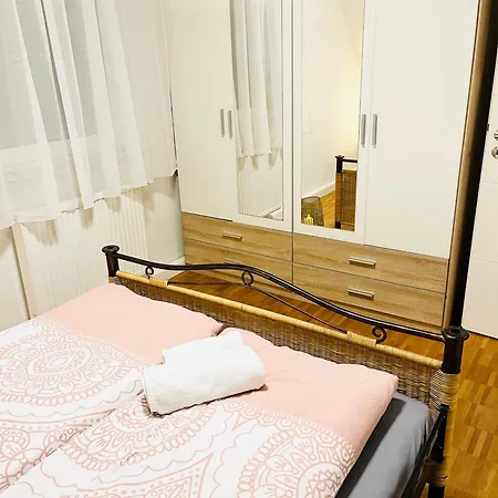 Seemomente Nahe Friedrichshafen & Messe & Flughafen 3-Zimmer-Apartment Mit Balkon, Parkplatz * Meckenbeuren