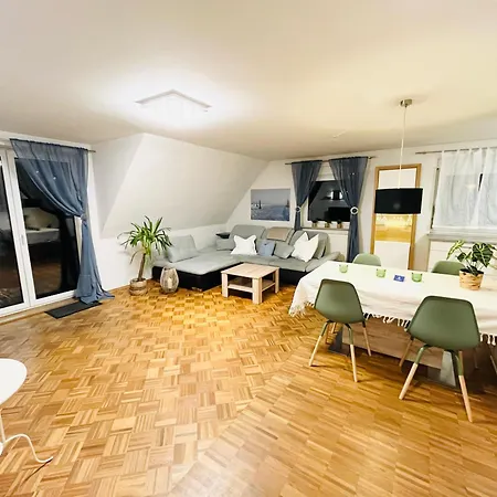 Apartment Seemomente Nahe Friedrichshafen & Messe & Flughafen 3-Zimmer-Apartment Mit Balkon, Parkplatz