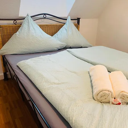 Lejlighed Seemomente Nahe Friedrichshafen & Messe & Flughafen 3-zimmer-apartment Mit Balkon, Parkplatz Meckenbeuren