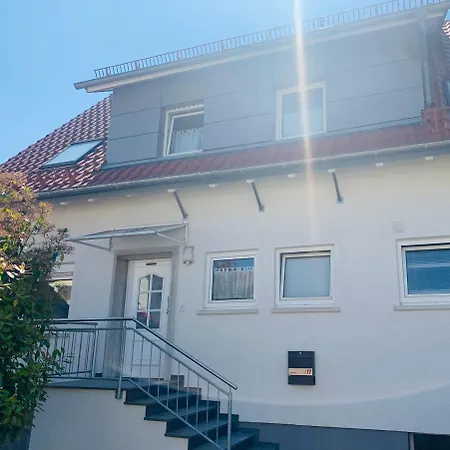 Seemomente Nahe Friedrichshafen & Messe & Flughafen 3-zimmer-apartment Mit Balkon, Parkplatz Lejlighed *