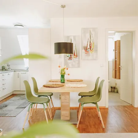Seemomente Premium Bodensee Familienfreundlich 3 Balkon Messe Spieleland Meckenbeuren